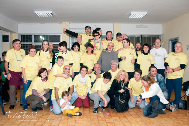 Staffetta di nuoto solidale della Monlus