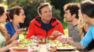 Christian De Sica in una famosa pubblicità di cibi in scatola