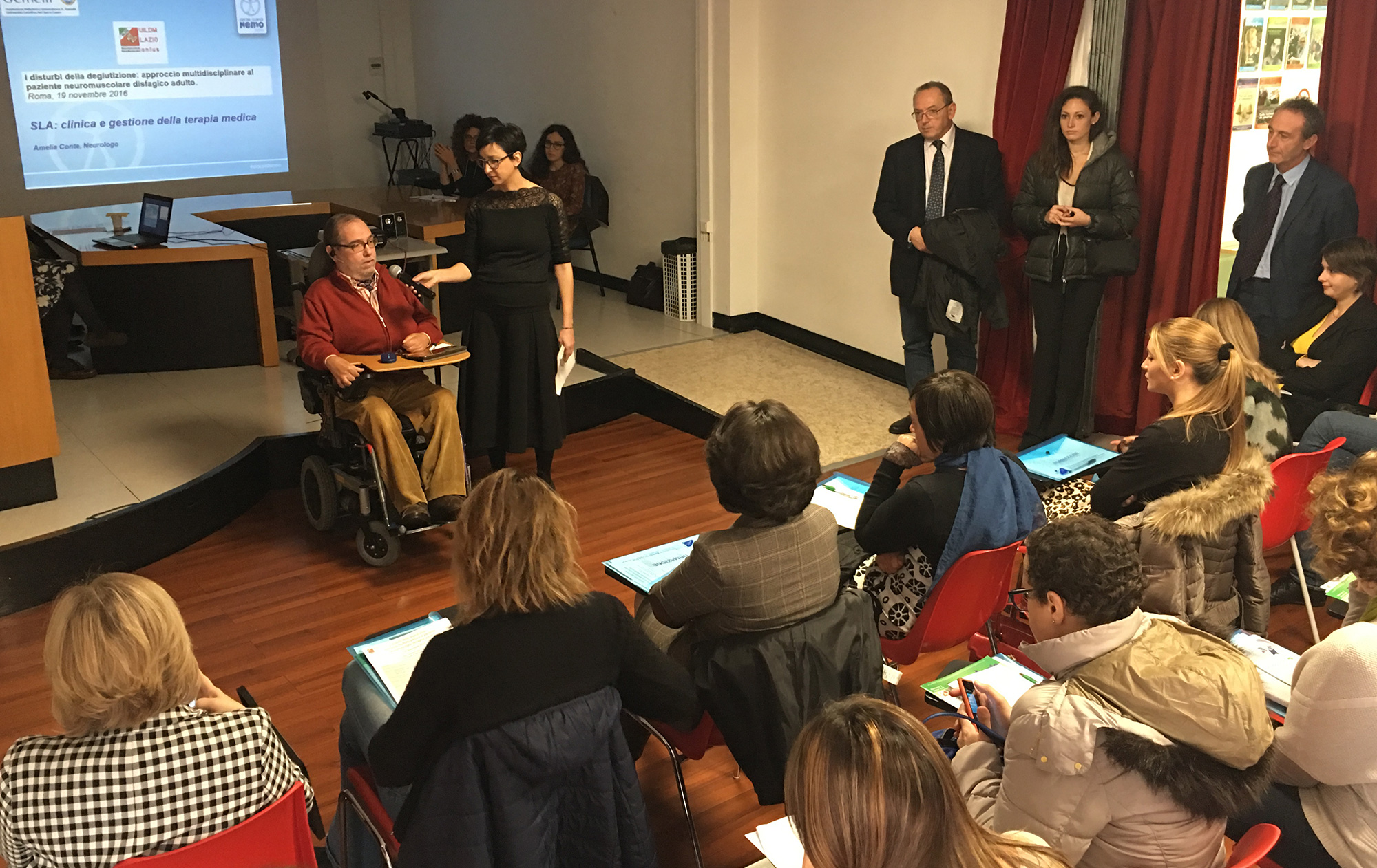 Marcello Tomassetti e Maria Elena Lombardo introducono l'incontro sulla disfagia