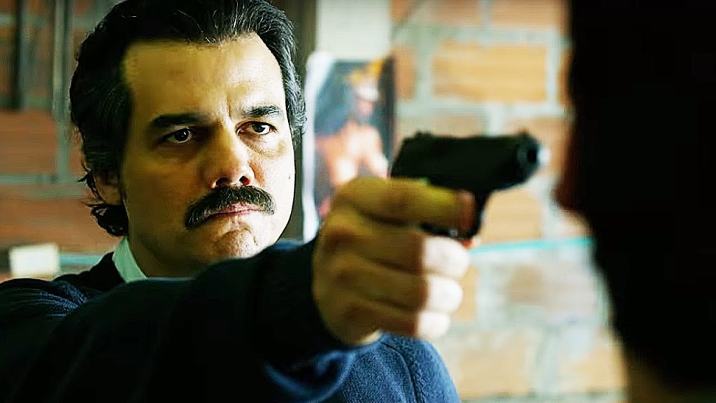 Una scena dalla serie "Narcos" (ph. Netflix)