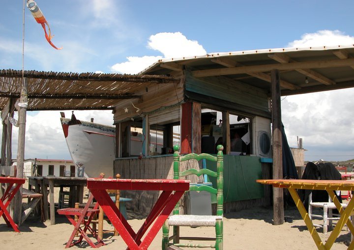 Archa Marina è una realtà locale radicata sul territorio da 15 anni
