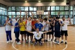 Una foto della squadra di Basket4All