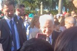 Il presidente Mattarella incontra il pubblico (foto: Elisa Marino)